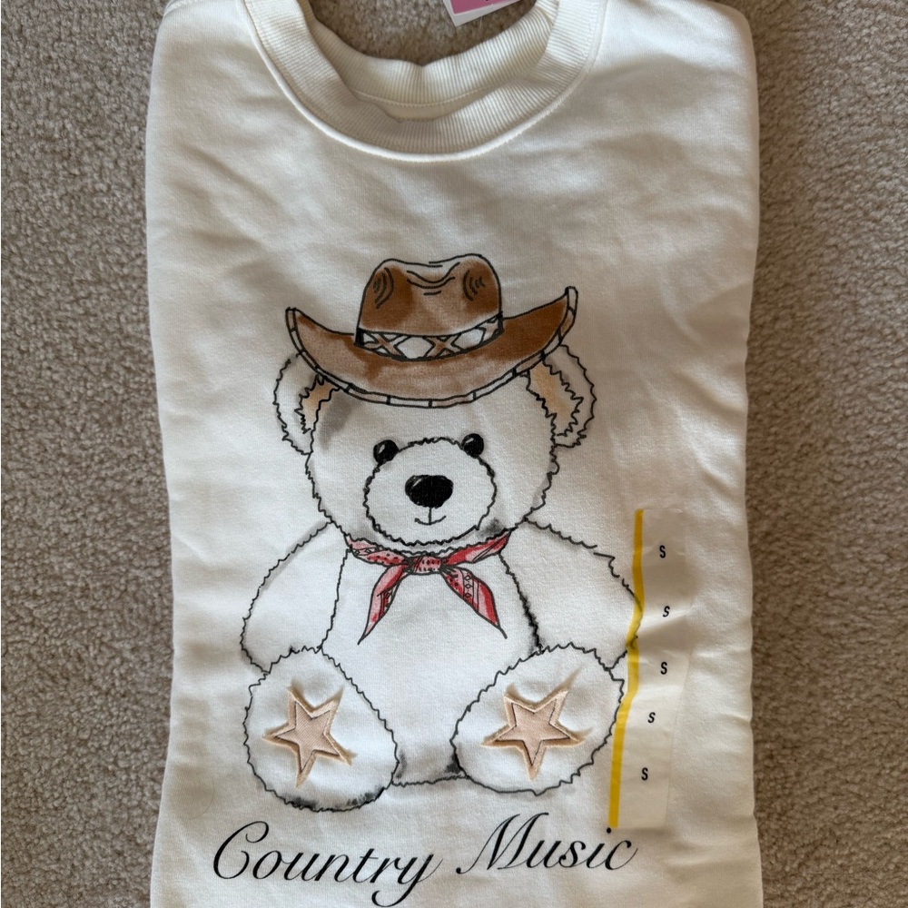 Zoe + Liv Cream Country Music Bear Swestshirt